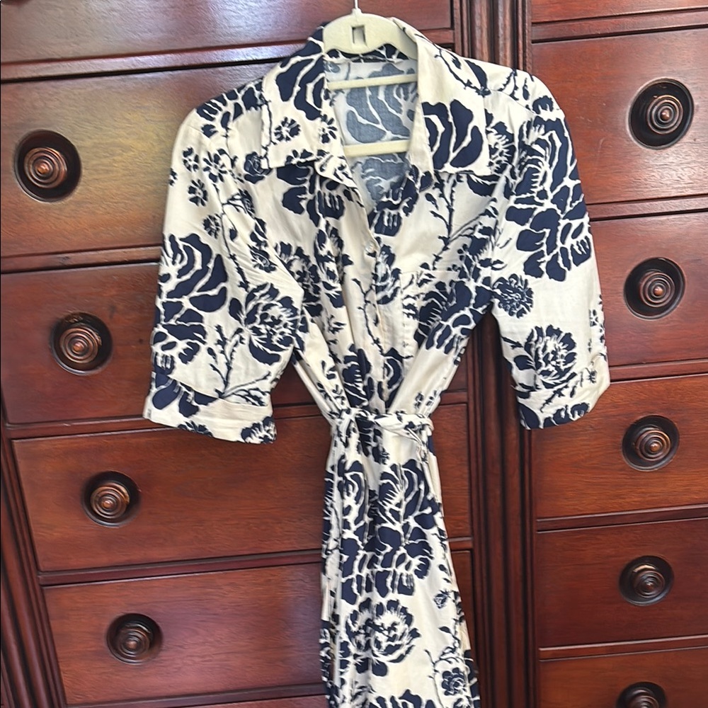 Zara Navy and Cream Floral Women's Robe